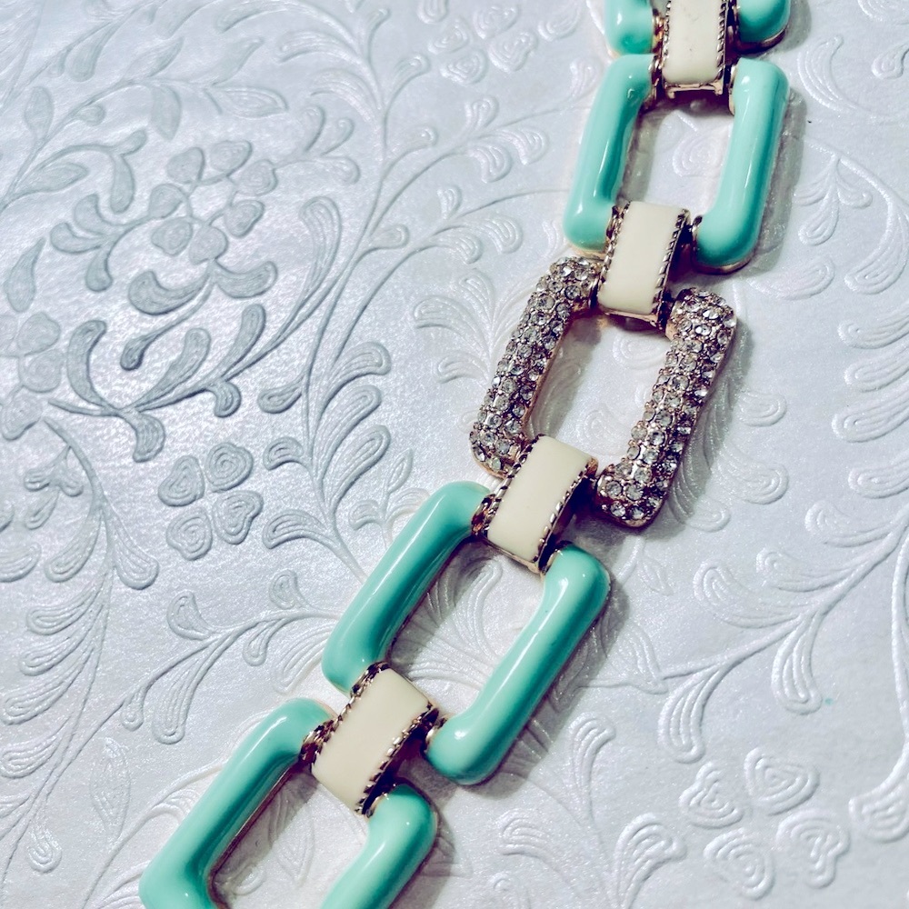 Chic Mint and Cream Bracelet Anchor Charm